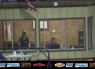 Top 30 Fired Up Truck Roping Number 8 Short Round