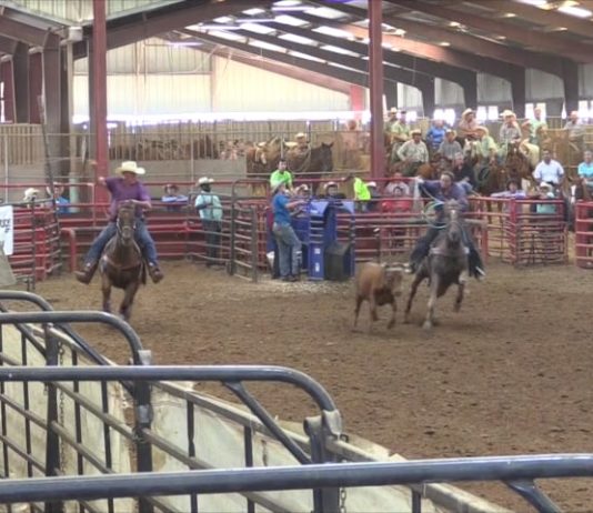 Jennifer and Hali Runs at WSTR in Athens Tx