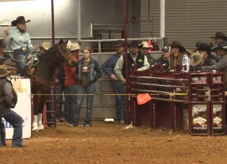 Hali Runs in the 19 and Under Glen Rose